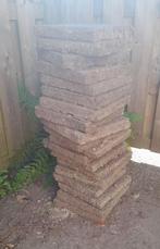 Tegels - ongeveer 80 stuks - gratis, Tuin en Terras, Tegels en Klinkers, Ophalen, Gebruikt, 10 m² of meer, Beton