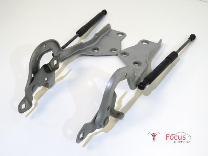 Motorkap Scharnier van een Renault Scenic, Auto-onderdelen, Gebruikt, -, Renault, -