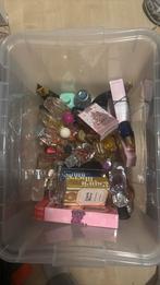 Parfum flesje!, Ophalen of Verzenden, Zo goed als nieuw, Parfumfles, Gevuld