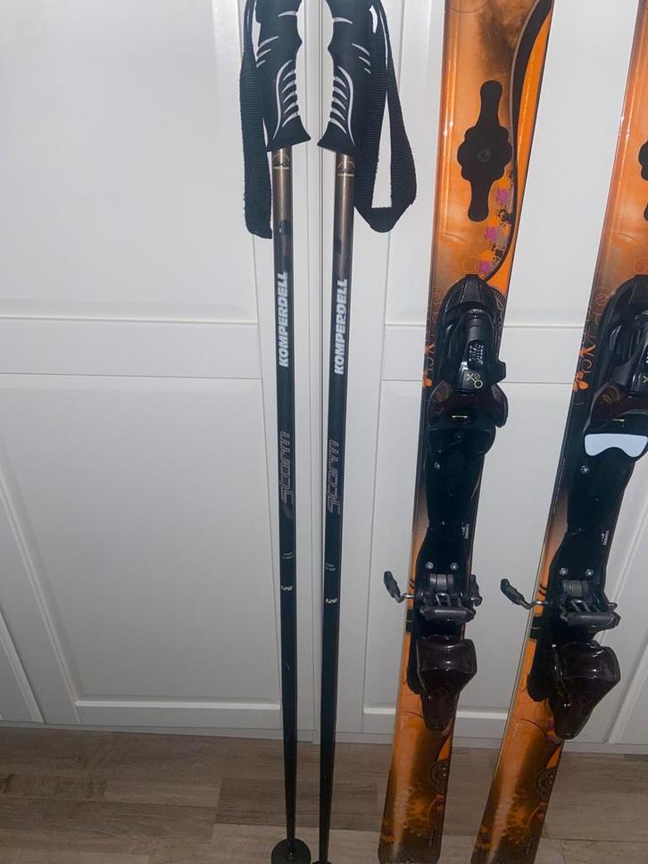 Ski's met stokken - Dynastar & Komperdell, Sport en Fitness, Skiën en Langlaufen, Gebruikt, Ski's, Skiën, Overige merken, Carve