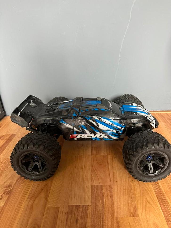 Traxxas e revo 2.0, Hobby en Vrije tijd, Modelbouw | Radiografisch | Auto's, Gebruikt, Auto offroad, Elektro, Schaal 1:8, RTR (Ready to Run)