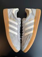 Adidas Spezial, als nieuw! maat 43 1/3, Overige kleuren, Ophalen of Verzenden, Adidas, Sneakers of Gympen