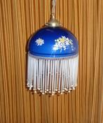 hanglamp. Met blauw bloemmotief en hangende pegels, Ophalen of Verzenden, Gebruikt