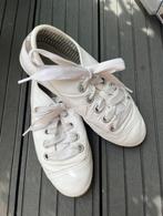 Nike gympen wit leer/zilver met lintveters maat 38 (US 7) , Wit, Nike, Ophalen of Verzenden, Sneakers of Gympen
