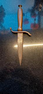 Antieke unieke dolk / jachtmes 17/18e eeuw bronzen gevest, Ophalen of Verzenden