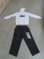 NIKE JOGGINGPAK, WIT + GRIJS (maat M) z.g.a.n., Overige kleuren, Maat 48/50 (M), Overige typen, Nike