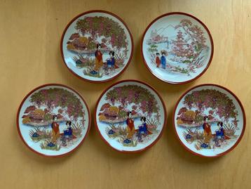 5x bordje met Japanse, oosterse afbeelding bordeaux randje beschikbaar voor biedingen