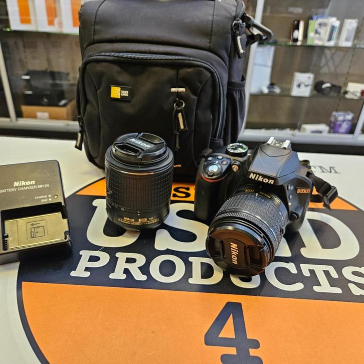 Nikon D3300 + 18-55mm DX + Nikon 55-200mm 4-5.6GII DX VR ED, Audio, Tv en Foto, Fotocamera's Digitaal, Zo goed als nieuw