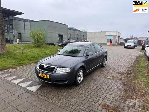 Skoda Superb 2.0 TDI Business Edition Clima.Navi.Ex BPM, Auto's, Skoda, Bedrijf, Te koop, Superb, ABS, Airbags, Airconditioning