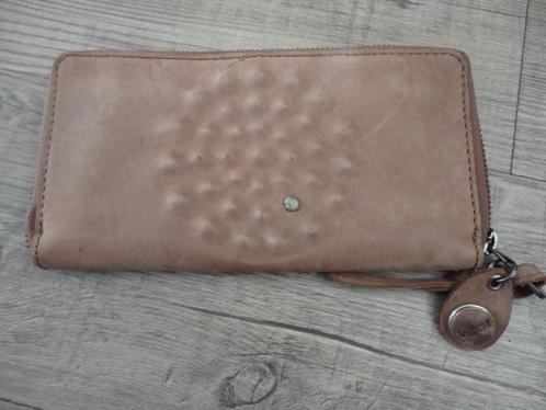 ZGAN  MOOIE  LEREN PORTEMONEE VAN NOOSA, Sieraden, Tassen en Uiterlijk, Portemonnees, Zo goed als nieuw, Bruin, Leer, Ophalen of Verzenden