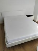 wit bed met 2 sidetables 200x160cm en ikea akreham matras, Ophalen, Gebruikt, Wit, Tweepersoons