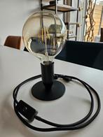 Moderne Tafellamp met Grote Lamp, Ophalen of Verzenden, Zo goed als nieuw, Glas, Minder dan 100 cm