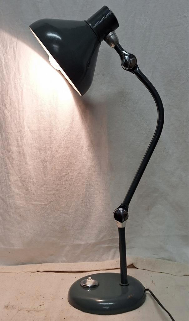 Jumo GS1
Frankrijk Industrieel 1940 in originele staat, Huis en Inrichting, Lampen | Tafellampen, Gebruikt, Minder dan 50 cm, Metaal
