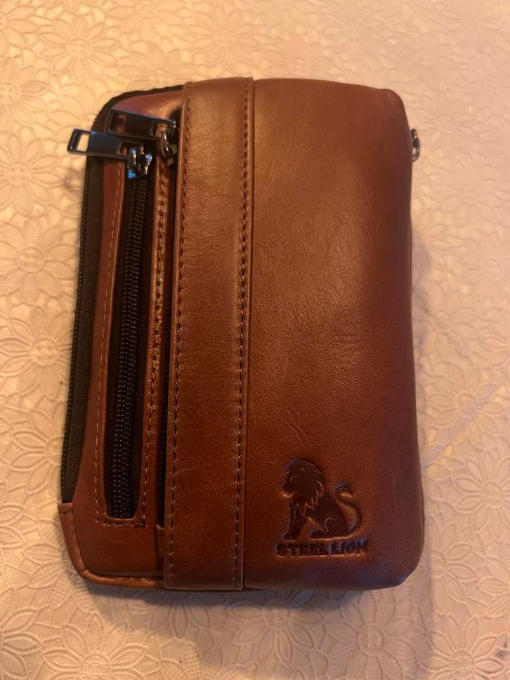 Bruin leren heuptasje - Stoer en praktisch!, Sieraden, Tassen en Uiterlijk, Portemonnees, Gebruikt, Overige merken, Bruin, Leer