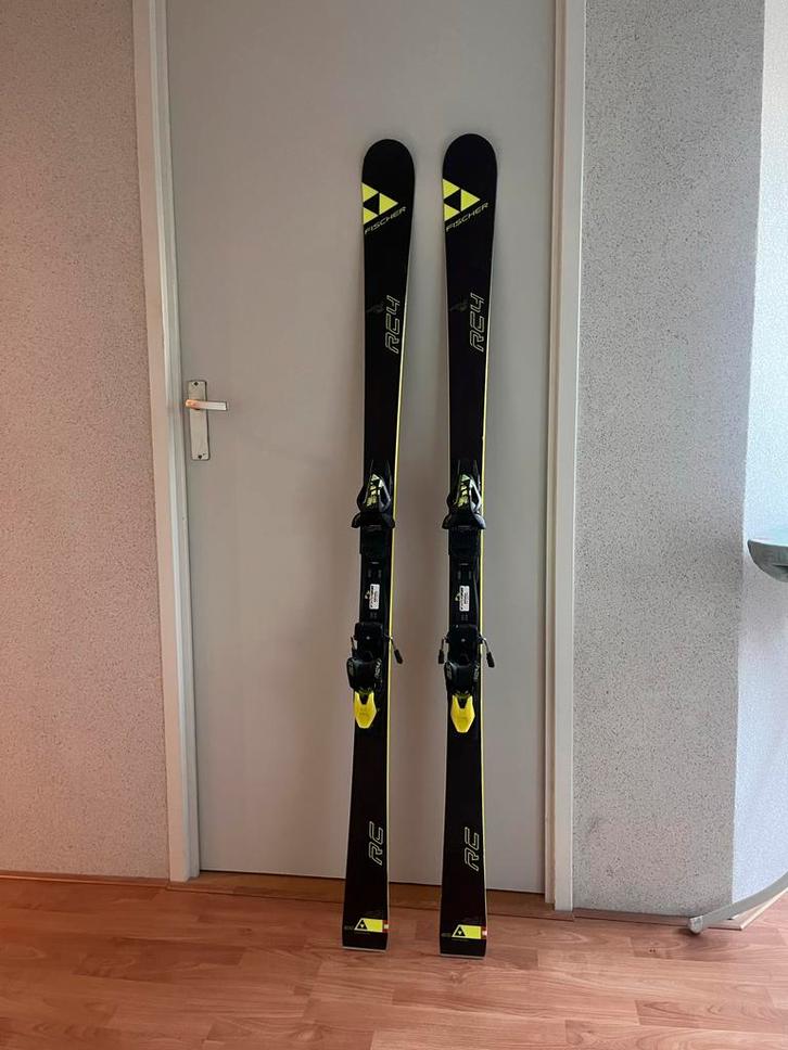 Fischer RC4 Reuze Slalom Ski - 165 cm, bijna nieuw, Sport en Fitness, Skiën en Langlaufen, Zo goed als nieuw, Ski's, Skiën, Fischer