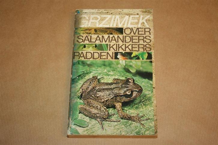Grzimek over salamanders, kikkers en padden, Boeken, Dieren en Huisdieren, Gelezen, Ophalen of Verzenden