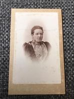 CDV, Vrouw, Gebr. IJpma, Edam - Wormerveer, Carte de Visite, Ophalen of Verzenden, Voor 1940, Gebruikt, Foto