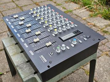 Dateq LPM 7.2 De beste Analoge ClubMixer Ever! beschikbaar voor biedingen