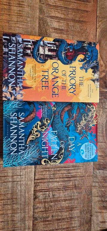 The priory of the orange tree en a day of fallen night beschikbaar voor biedingen