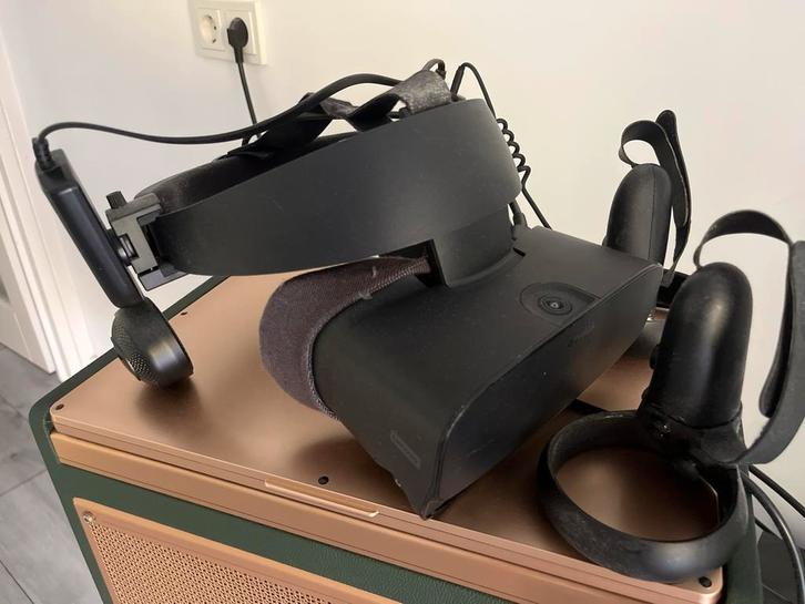 Oculus Rift S + Audio, Grip en Face Add-on, Spelcomputers en Games, Virtual Reality, Gebruikt, Pc, VR-bril, Ophalen