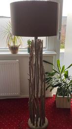 Mooie vloerlamp 143 cm hoog, Ophalen of Verzenden, Zo goed als nieuw, Hout, 100 tot 150 cm