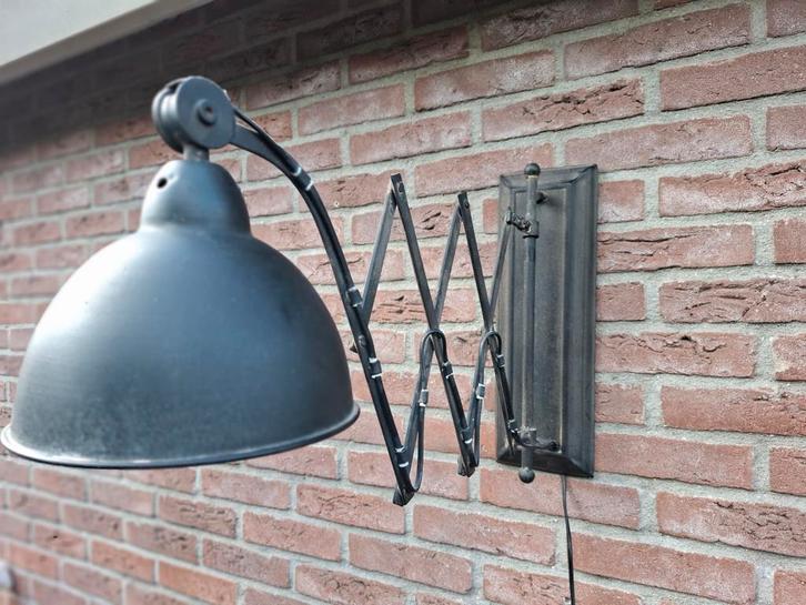 Industriële Wandlamp Schaararm, Huis en Inrichting, Lampen | Wandlampen, Zo goed als nieuw, Metaal, Ophalen of Verzenden
