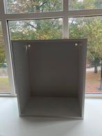 Witte kast zonder lades, Huis en Inrichting, Kasten | Kledingkasten, Ophalen, Met plank(en), Minder dan 50 cm, Zo goed als nieuw