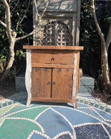 Kastje Indonesie 1 la scrapwood boothout old wood wit bruin  beschikbaar voor biedingen