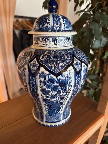 Delfts Blauwe Vaas Royal Sphinx by Boch Delfs Antiek Vaasje  beschikbaar voor biedingen