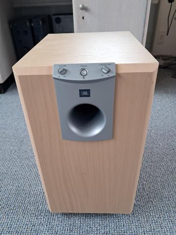 JBL sub 138 surround boxen en woofer beschikbaar voor biedingen