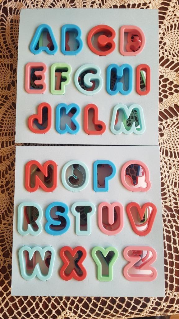 Gloednieuwe uitsteekvormpjes. Per set slechts 3,50 euro., Hobby en Vrije tijd, Taarten en Cupcakes maken, Nieuw, Taarten, Ophalen of Verzenden