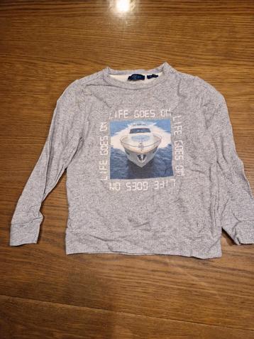 Shirt maat 116 beschikbaar voor biedingen