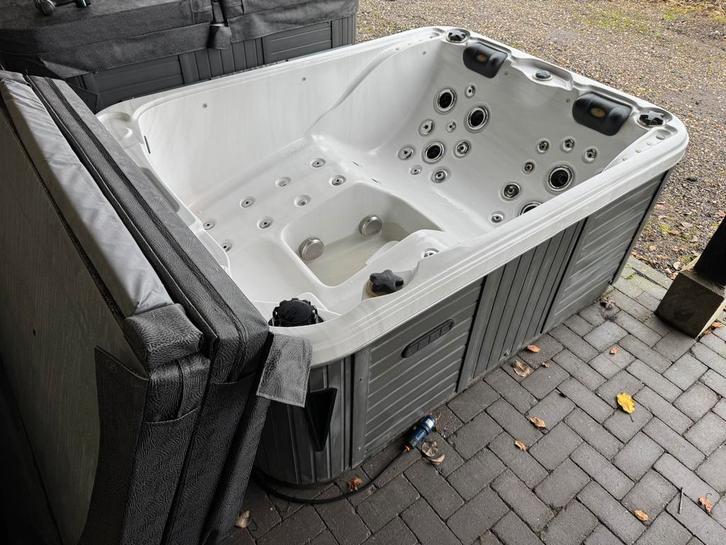 Jacuzzi gebruikt Passion Spa Oxford 3-pers Balboa incl cover, Tuin en Terras, Bubbelbaden en Hottubs, Zo goed als nieuw, Filter