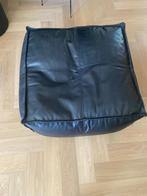 Poef zwart leer 80 cm van het merk Furnified, Ophalen, Rond, Leer, Zo goed als nieuw