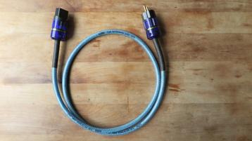 Isotek High Performance C19 ( 20 amp ) beschikbaar voor biedingen