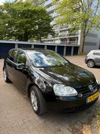 Volkswagen Golf 1.6 16V FSI 85KW AUT 2007 Zwart, Auto's, Volkswagen, 4 cilinders, Zwart, Origineel Nederlands, 1200 kg