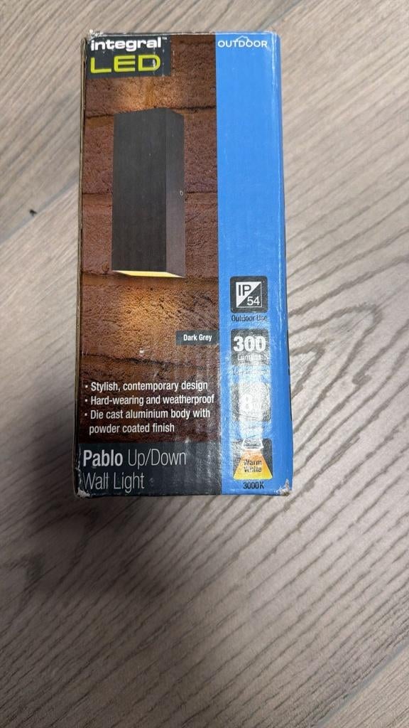 Integral Pablo Up/Down Wall Light 8W, Ophalen, Minder dan 50 watt, Wandlamp, Netvoeding