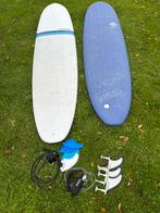 Olaian Surfboard Hardtop 8’2 - 63L incl leash/ vinnen, Watersport en Boten, Golfsurfen, Ophalen, Gebruikt, Longboard, Met vinnen