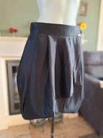 Rinascimento zwart tulp rok L / 40 gratis verzenden in NL, Kleding | Dames, Rokken, Maat 38/40 (M), Verzenden, Zwart, Rinascimento