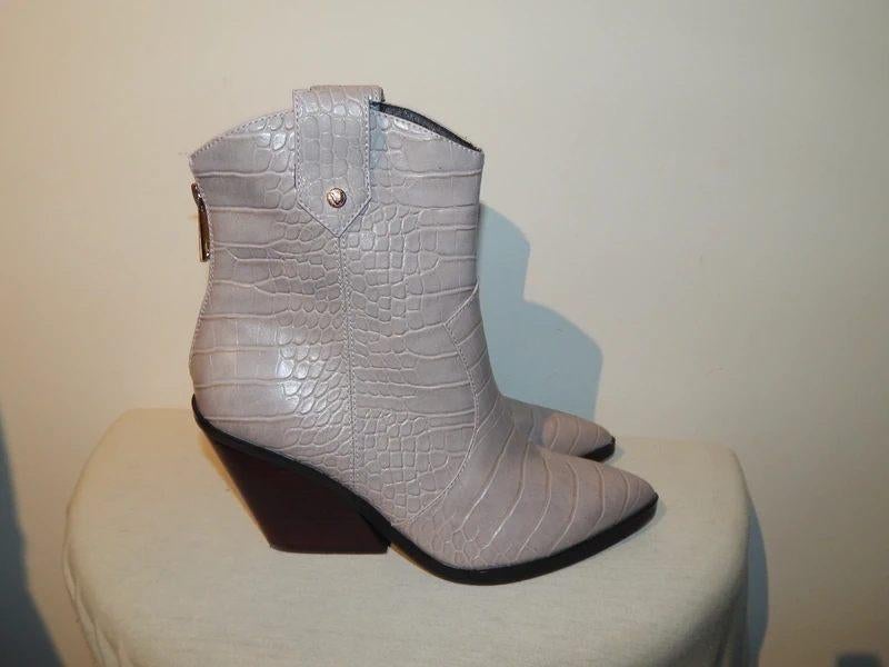 Josh V laarzen structuur aparte schuine hak Als Nieuw 41, Verzenden, Lage of Enkellaarzen, Zo goed als nieuw, Josh V