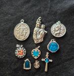 Scapuliertjes hangertjes medailles, Verzamelen, Religie, Ophalen of Verzenden, Zo goed als nieuw