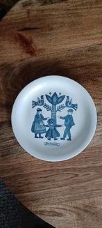 Klederdracht wand/ontbijt bordjes, Antiek en Kunst, Ophalen of Verzenden