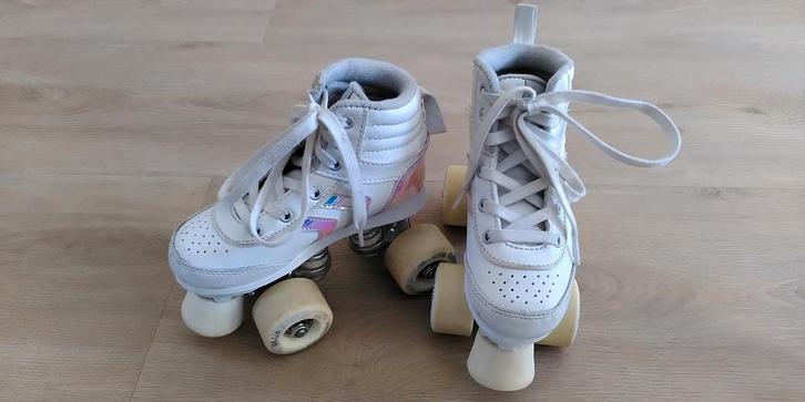 Oxelo witte rolschaatsen maat 30, Kinderen en Baby's, Speelgoed | Buiten | Rolschaatsen, Gebruikt, Kinderen, Ophalen