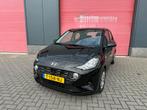 Hyundai i10 1.0i 67pk 2020 Zwart automaat 52579 km, 4 stoelen, Zwart, Bedrijf, Handgeschakeld