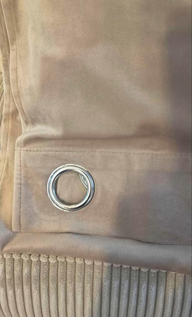 Mooie gordijnen te koop, Huis en Inrichting, Stoffering | Gordijnen en Lamellen, Gebruikt, 200 cm of meer, 100 tot 150 cm, Beige