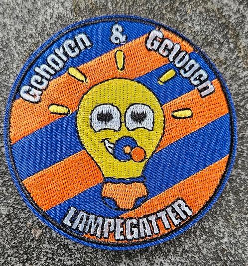 GEBOREN EN GETOGEN LAMPEGATTER opstrijkembleem lampegatjas, Kleding | Heren, Carnavalskleding en Feestkleding, Nieuw, Accessoires