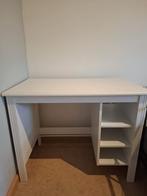 Houten bureau, Huis en Inrichting, Bureaus, Ophalen of Verzenden, Zo goed als nieuw
