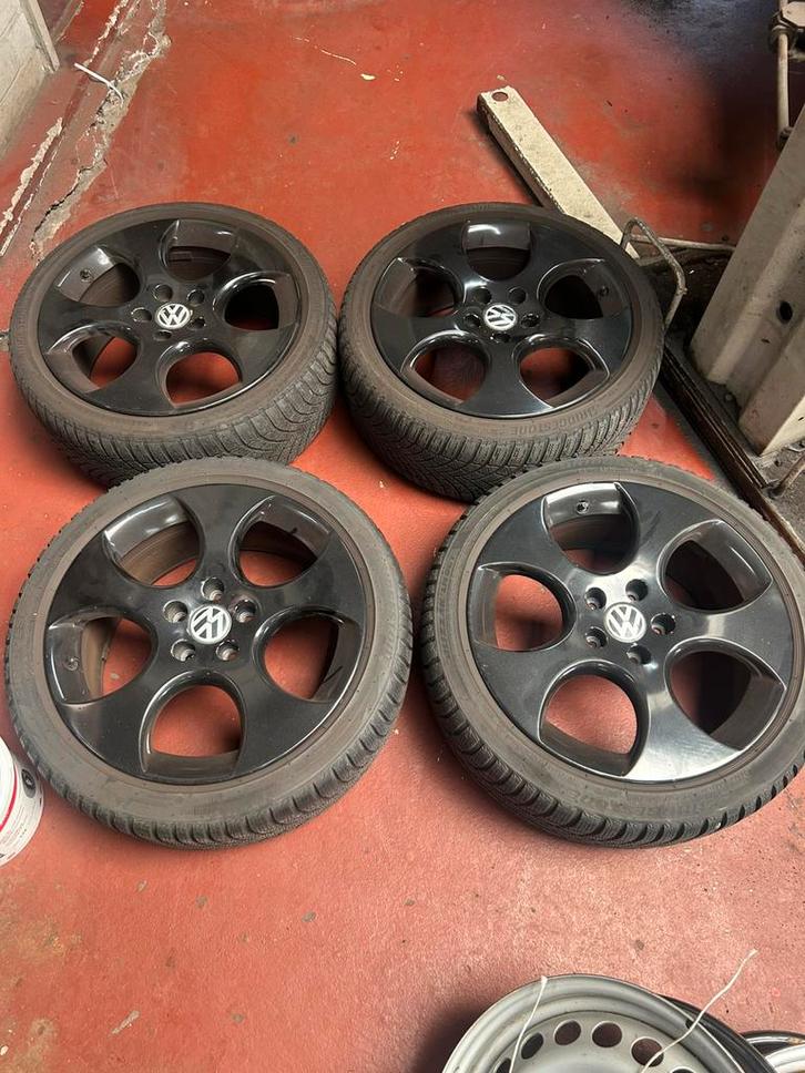Golf 5 gti velgen zwart 18inch, Auto-onderdelen, Banden en Velgen, Zomerbanden, 18 inch, 225 mm, Ophalen