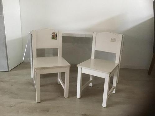 kinder tafeltje en stoeltjes Ikea, Kinderen en Baby's, Kinderkamer | Tafels en Stoelen, Gebruikt, Tafel(s) en Stoel(en), Ophalen