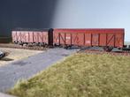 2 Roco gesloten goederenwagens van de NS, Hobby en Vrije tijd, Gelijkstroom, Wagon, Ophalen of Verzenden, Roco